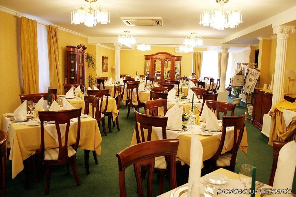 Monte-Nelly Hotel Bucureşti Ngoại thất bức ảnh