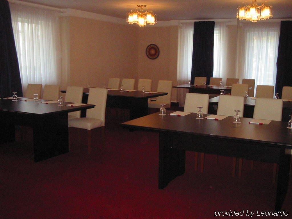 Monte-Nelly Hotel Bucureşti Ngoại thất bức ảnh