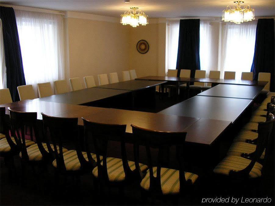 Monte-Nelly Hotel Bucureşti Ngoại thất bức ảnh