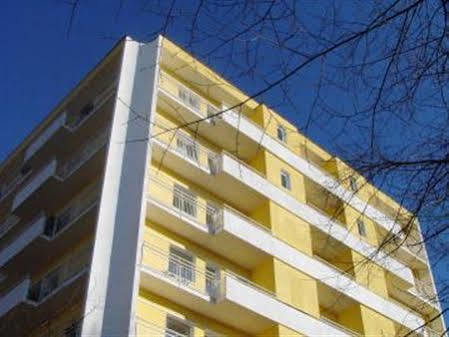 Monte-Nelly Hotel Bucureşti Ngoại thất bức ảnh