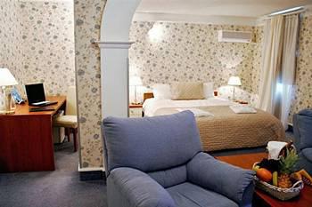 Monte-Nelly Hotel Bucureşti Ngoại thất bức ảnh